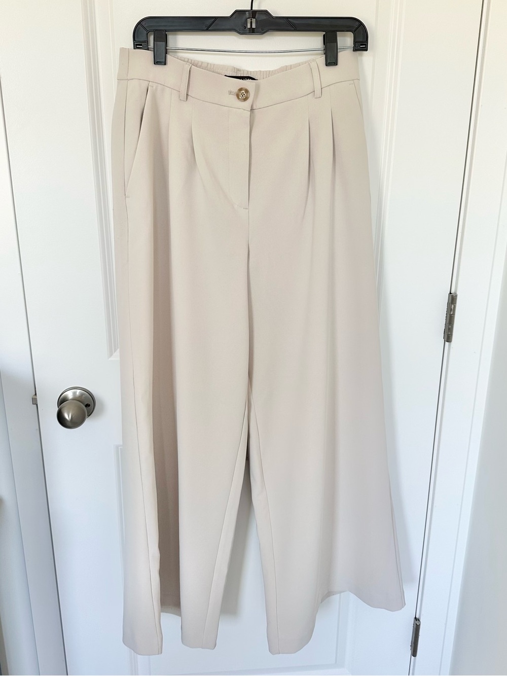 LOFT Versa Crepe Palazzo Wide-Leg Cream Pants with Pleats